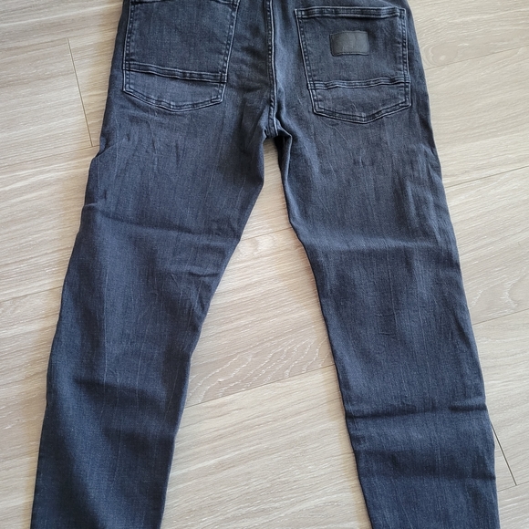 Zara Jean - Picture 2 of 5